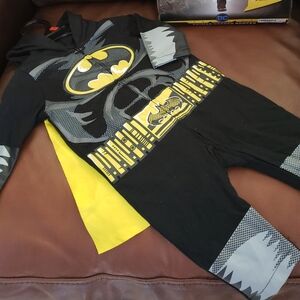 Batman Halloween costume for babies size 0-6 months 🎃